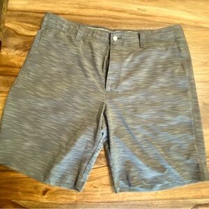 Sz 38 Callaway Golf Shorts